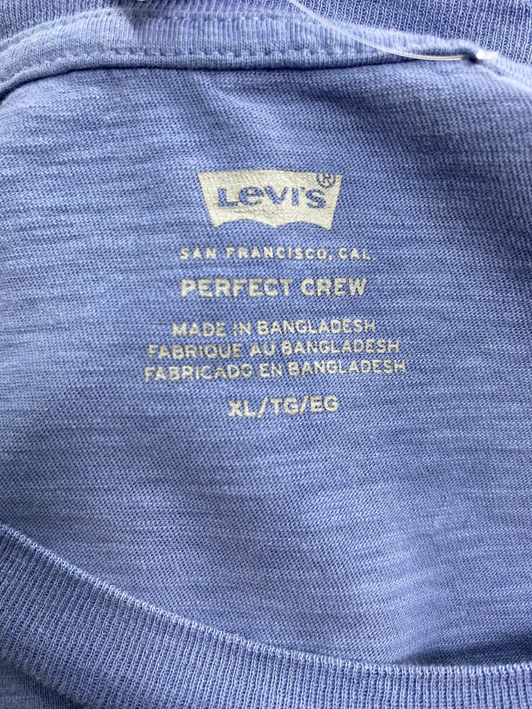 Levis