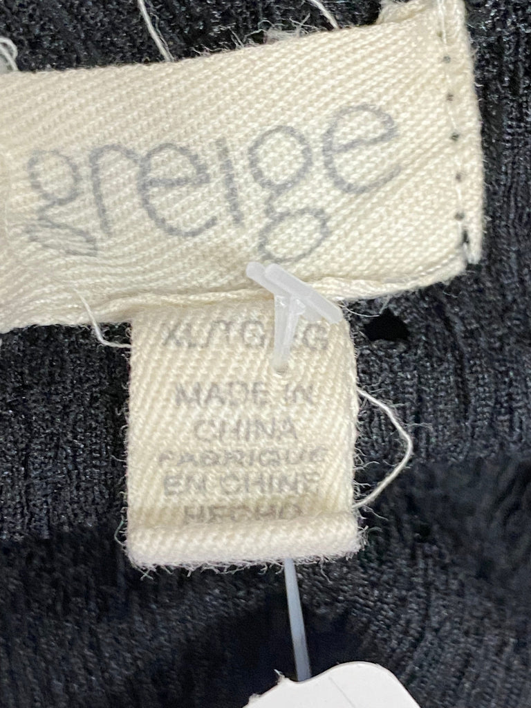 Greige