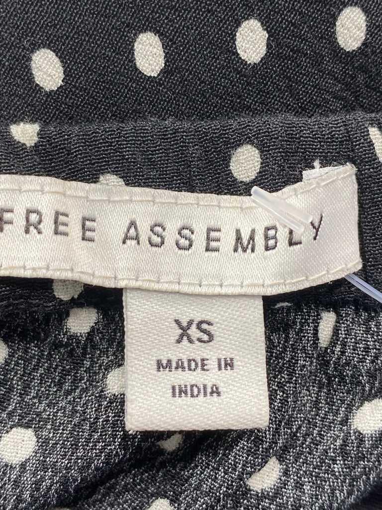 Free Assembly