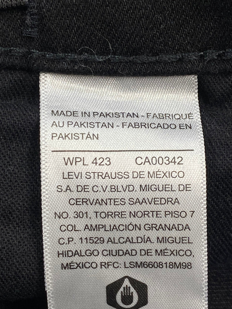 Levis