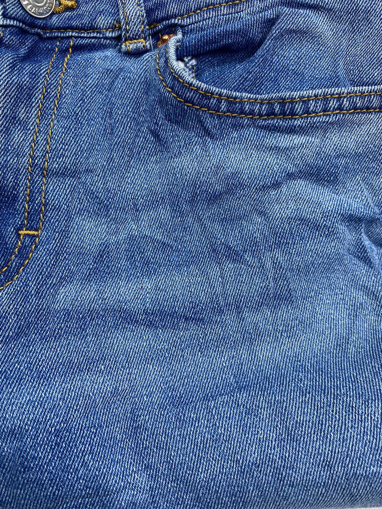 Levis