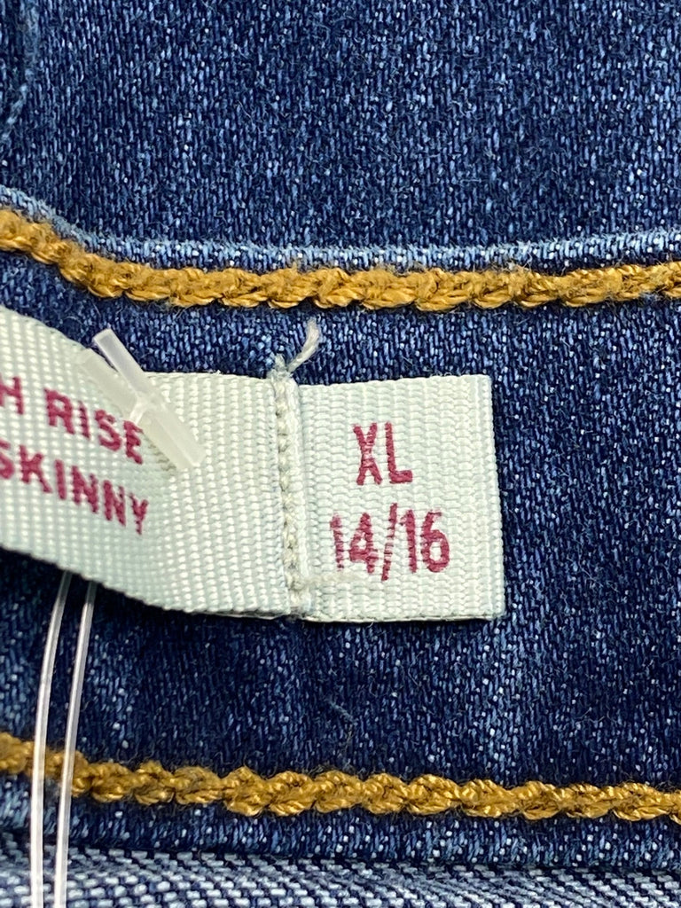 Levis