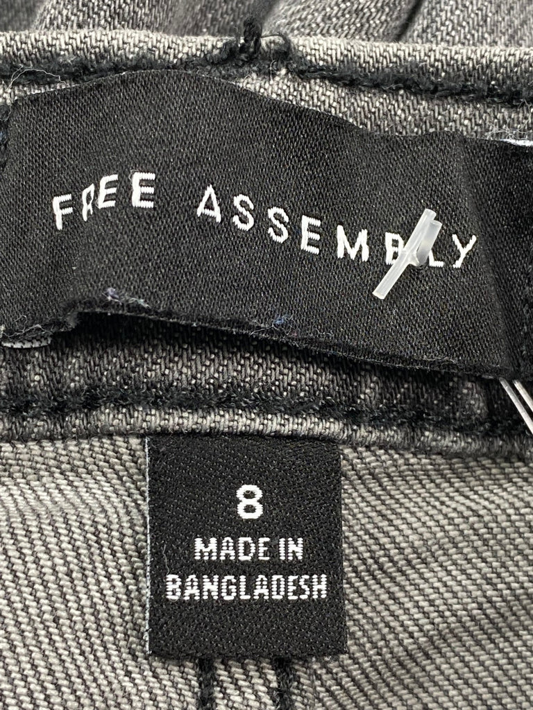 Free assembly