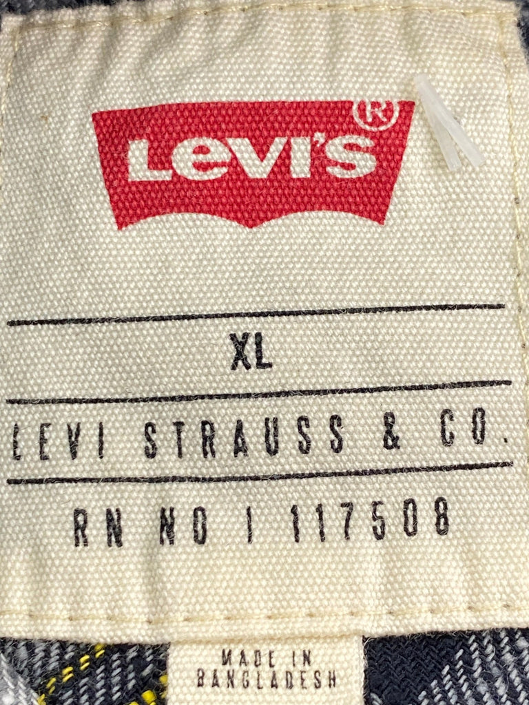 Levis