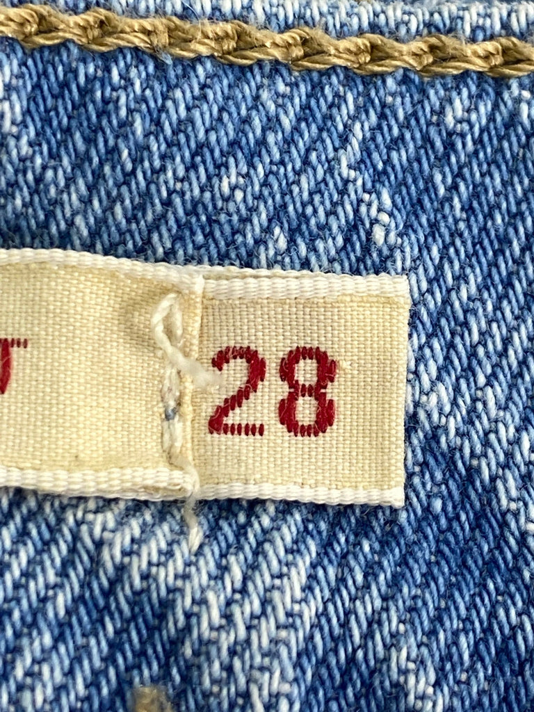 Levis