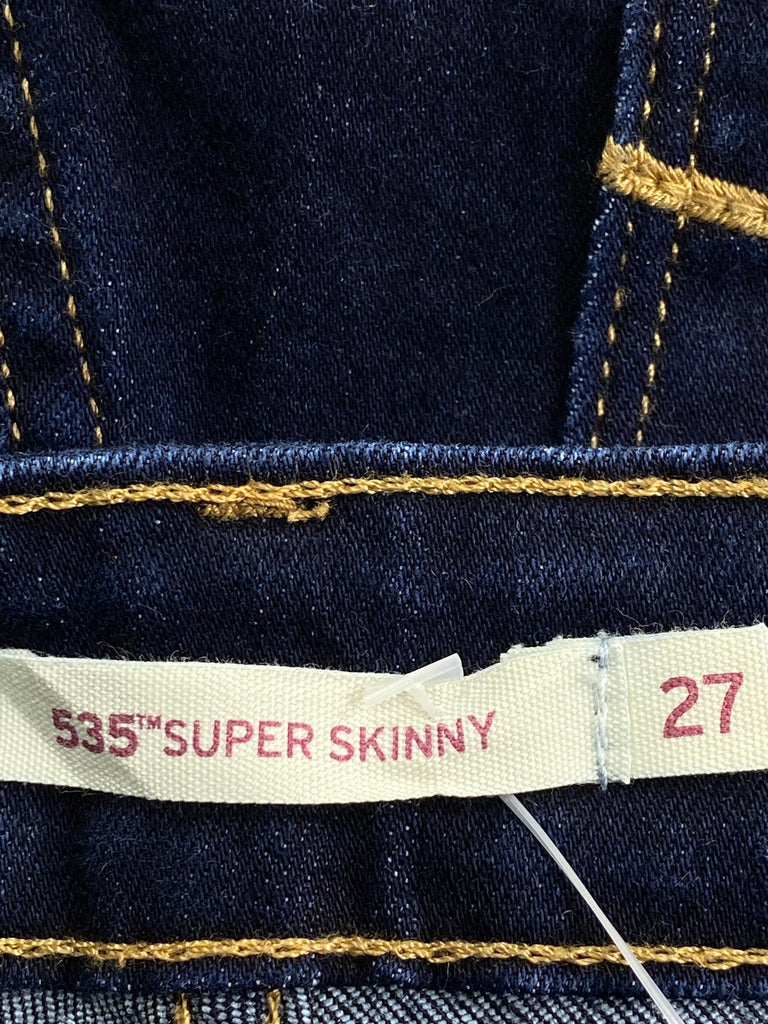 Levis
