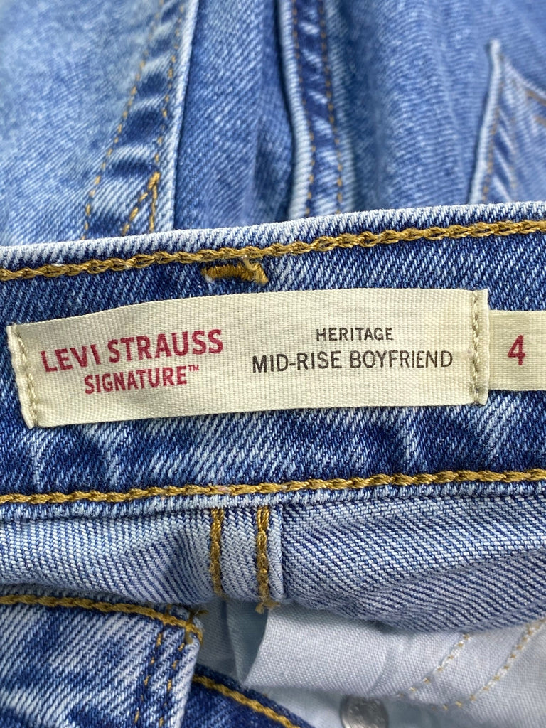 Levis