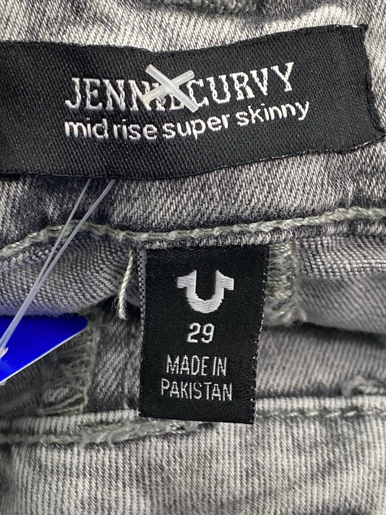 Jennie curvy