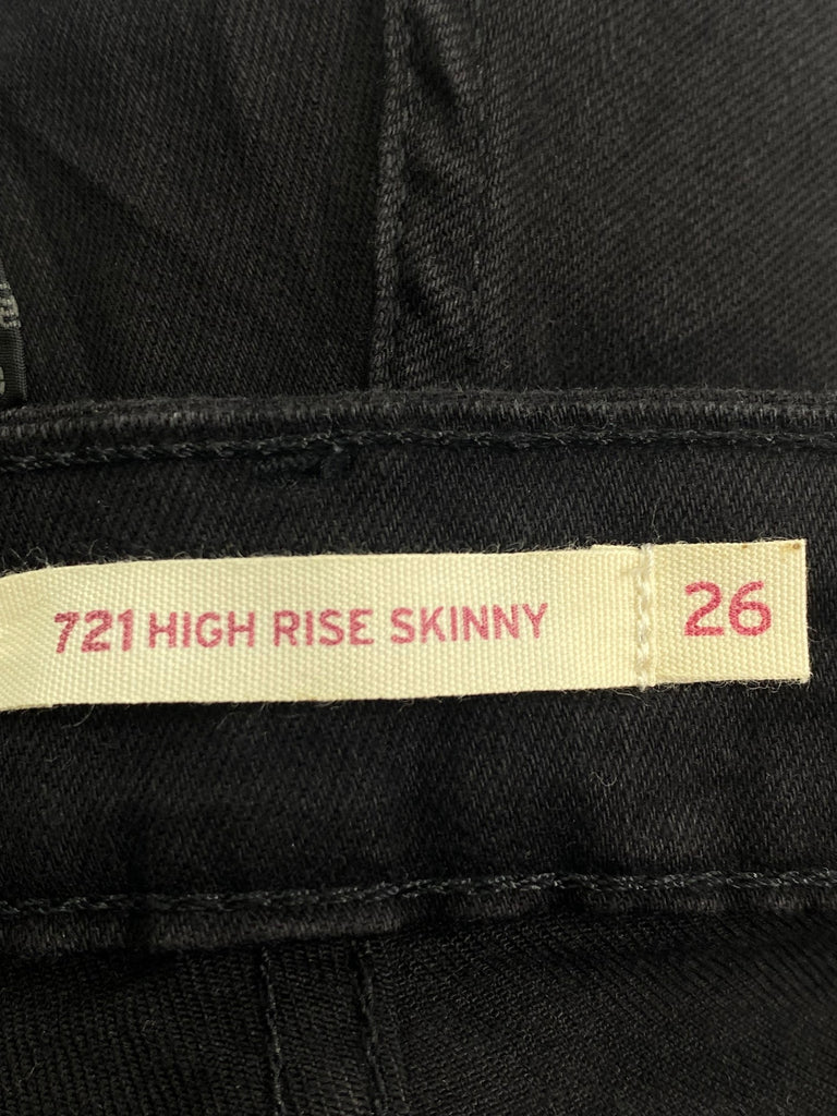 Levis