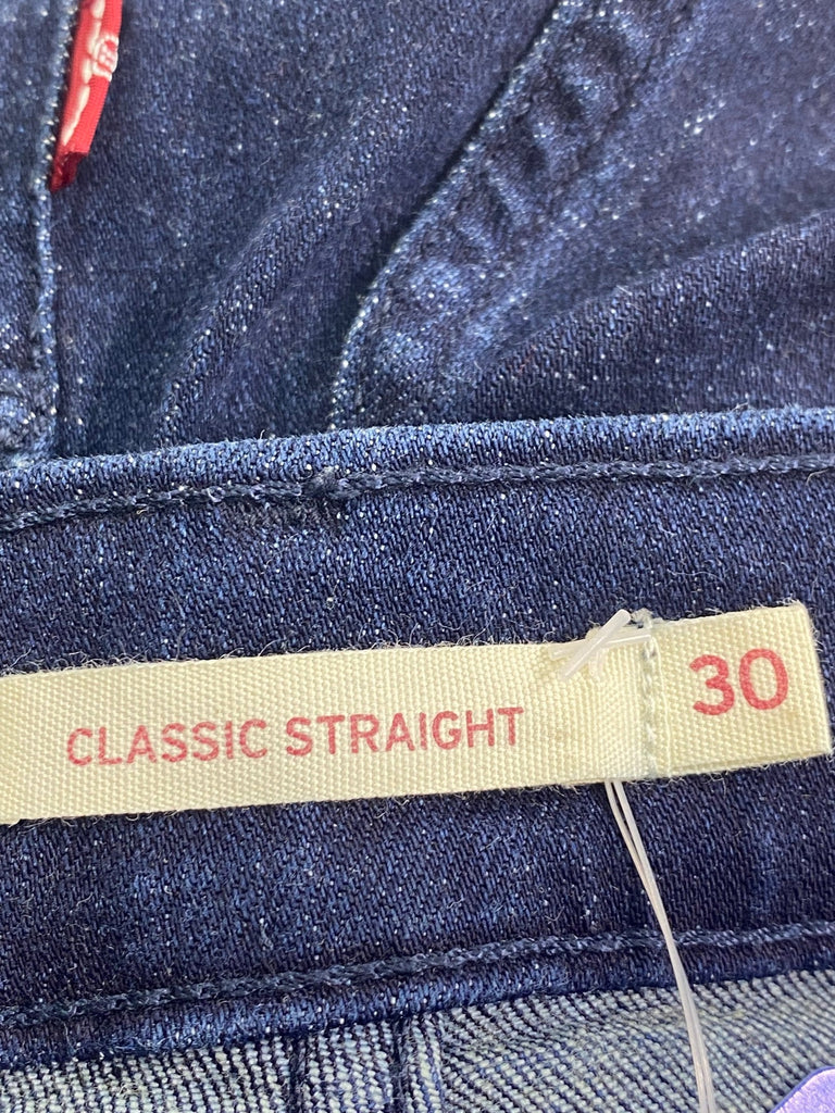 Levis