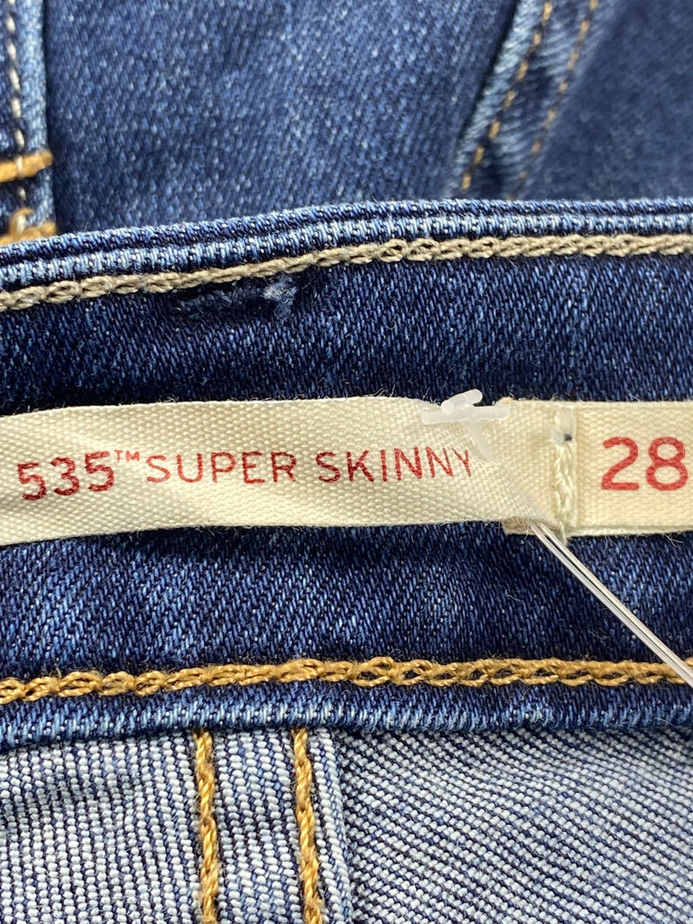 Levis