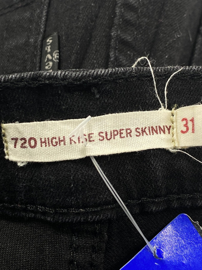 Levis