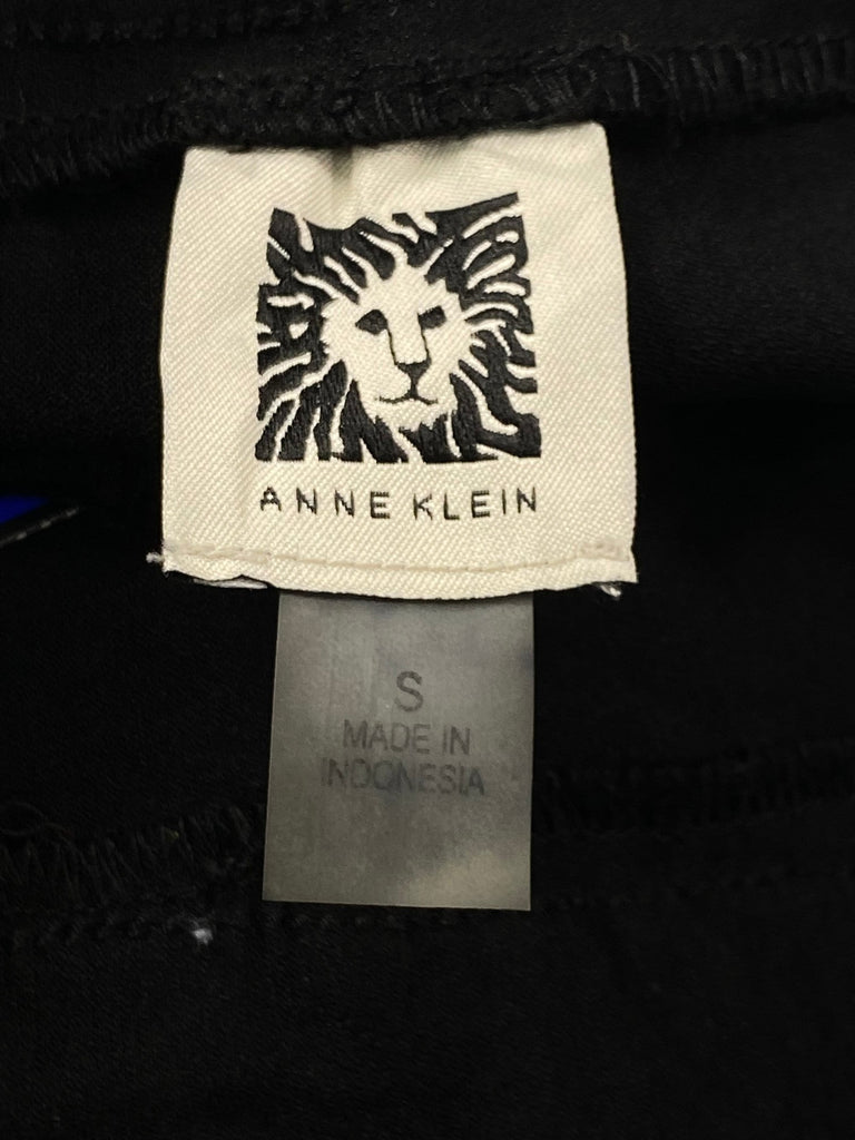 Anne klein