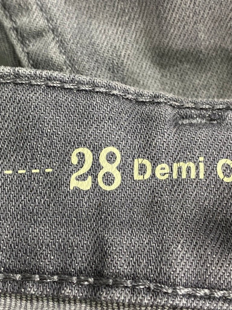 Levis