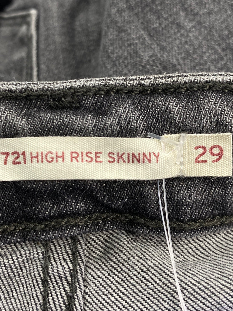 Levis