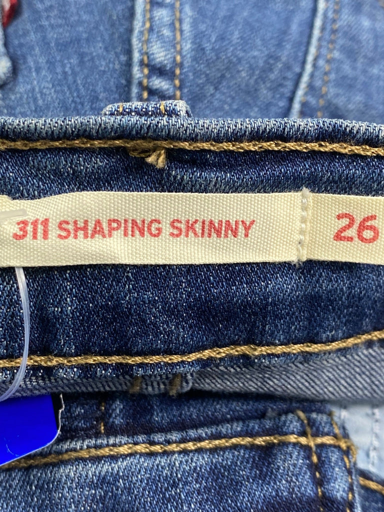 Levis