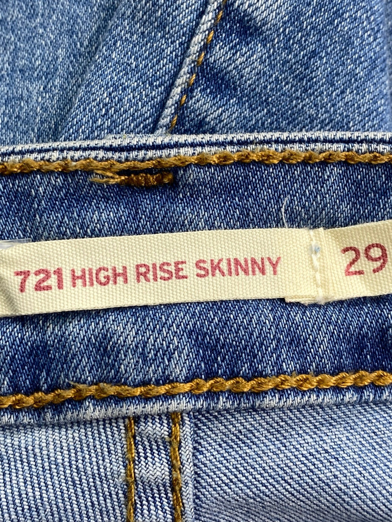 Levis