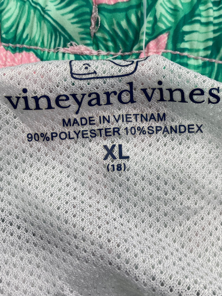 Vineyard vines